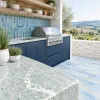 Comment un cuisiniste en Tarn et Garonne conçoit des plans de cuisines extérieures sur mesure élégants et durables
