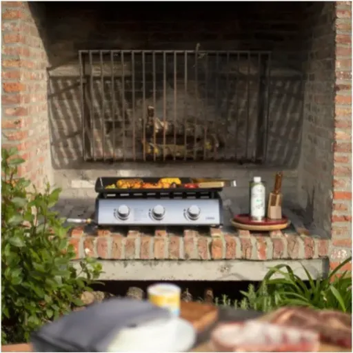 Test Livoo Plancha Gaz DOC277 : une grande plaque qui fait le job sans se ruiner