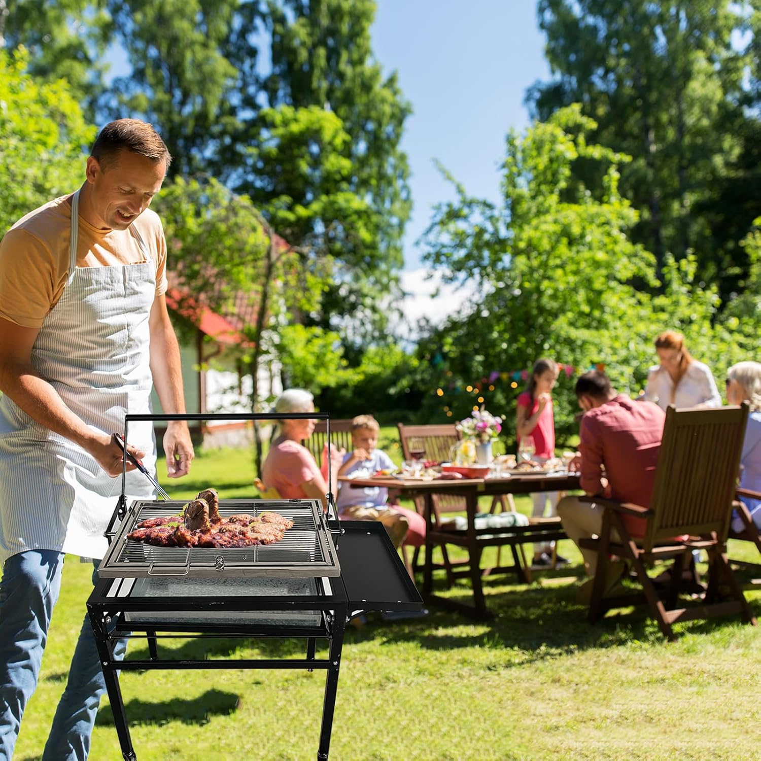 Barbecue à charbon de bois avec chariot, grille de cuisson portable démontable carrée résistante en plein air, grille de cuisson rotative à 360 degrés avec roues pour camping, jardin, barbecue Charcoal Grill with Cart
