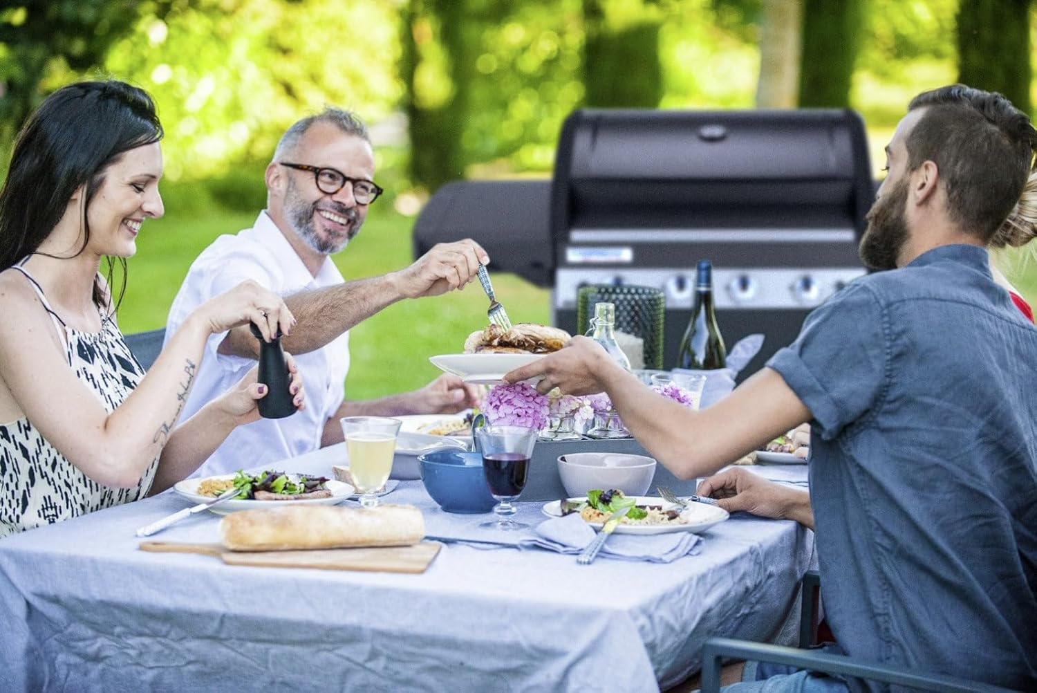 4 Series LS Plus Barbecue à gaz avec 2 grilles, 4 brûleurs en acier inoxydable et 1 côté
