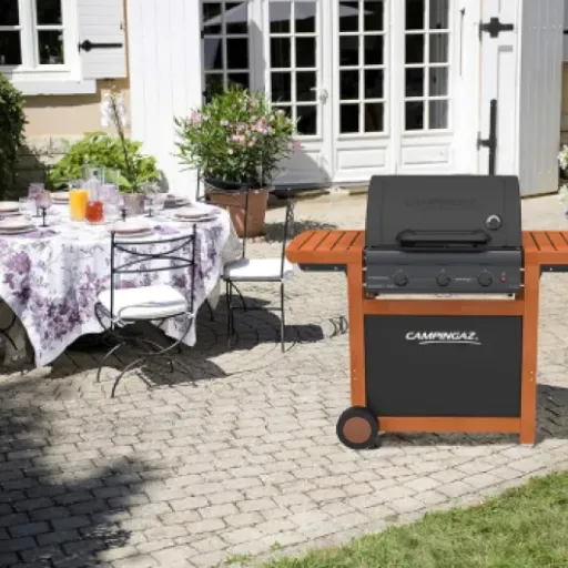 Test Campingaz Adelaide 3 Woody L : un gros BBQ gaz qui fait le job, mais pas sans défauts