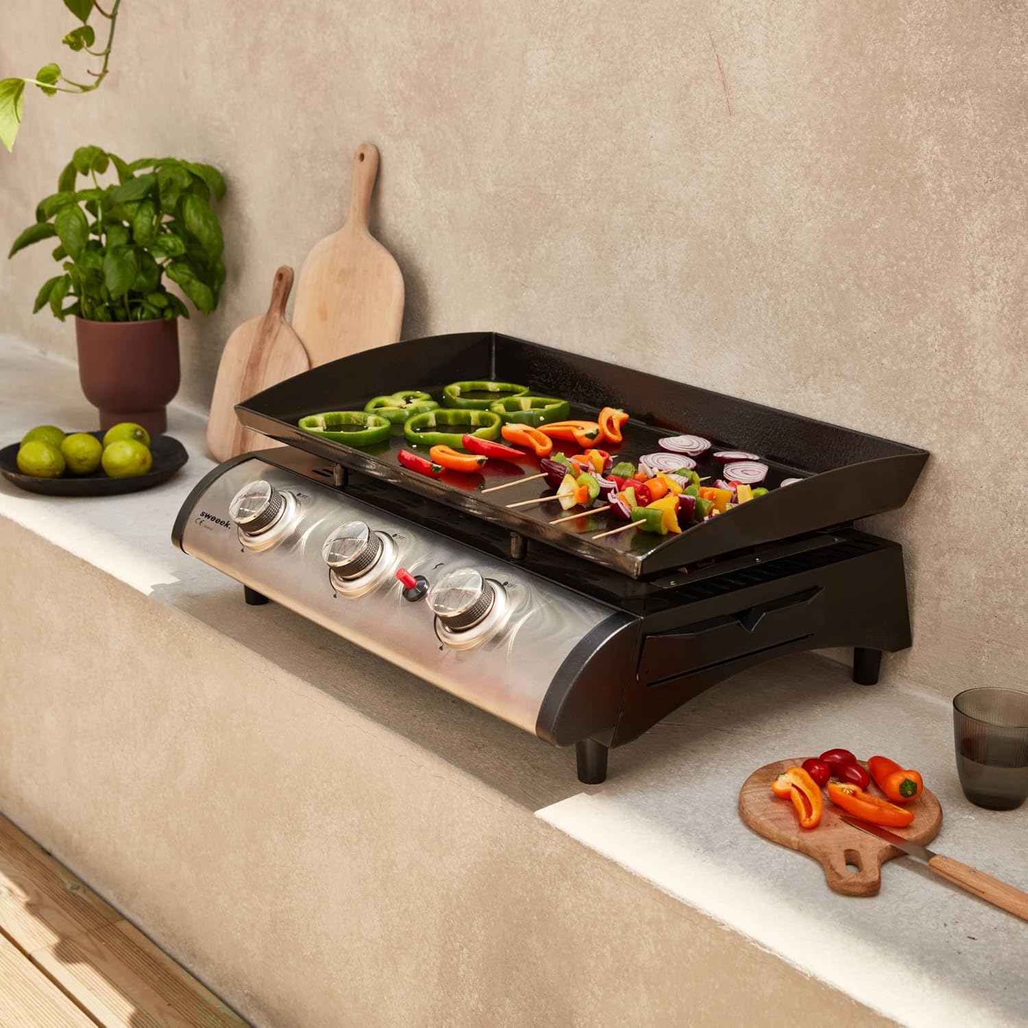 Alice's Garden - Plancha au gaz 3 Feux - Porthos 3 brûleurs - 7.5 KW - Barbecue - Cuisine extérieure - Grande Plaque émaillée - INOX Noir