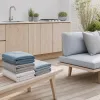 Housses pour coussins de salon de jardin : l’atout discret d’une cuisine extérieure durable